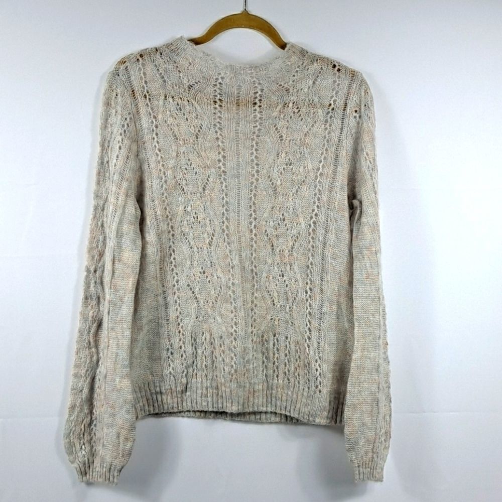 Gap ladies pullover sweater NWOT‎